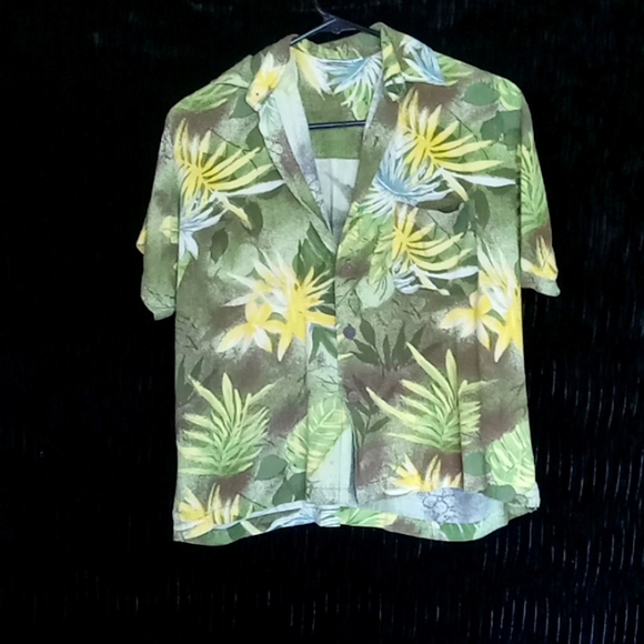 XL boy's hawaiian shirt with coconut shell buttons - Picture 1 of 5